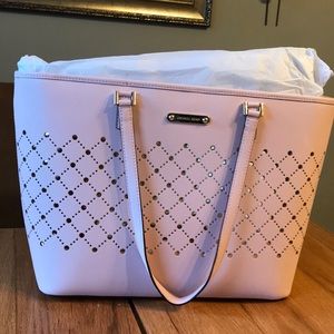 Michael Kors NWT Carryall  Tote